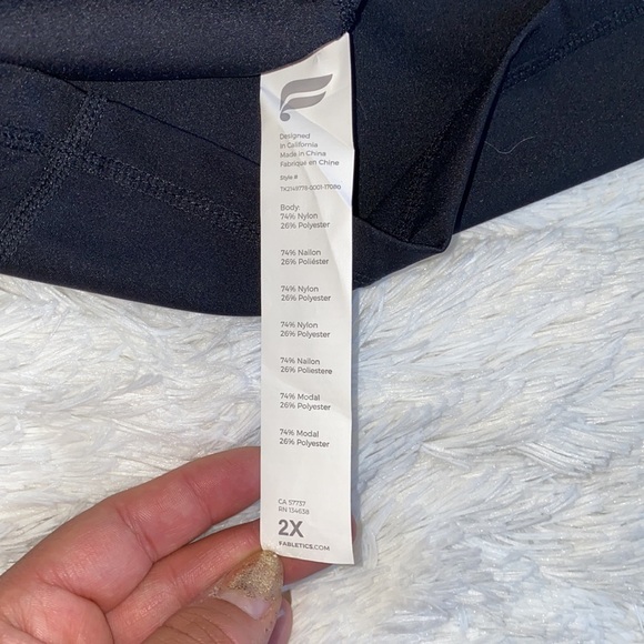 Fabletics Giana Mock Neck Tank - Picture 8 of 8